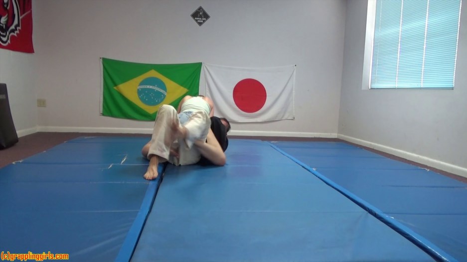 Grappling Girls In Action - Gghotties12